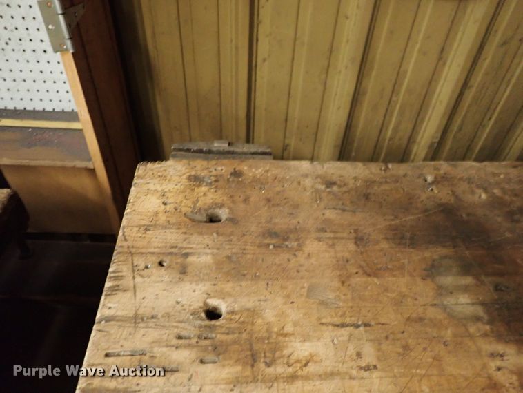 image for item HC9950 Table