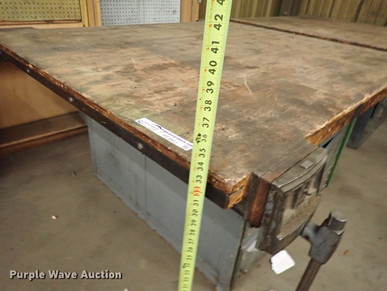 image for item HC9951 Table