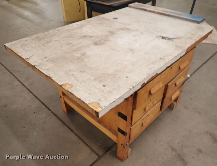 image for item HC9955 Table