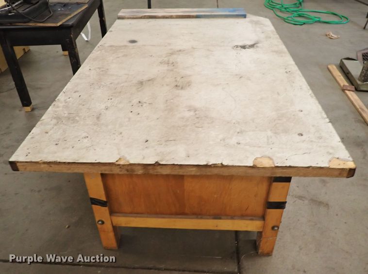 image for item HC9955 Table