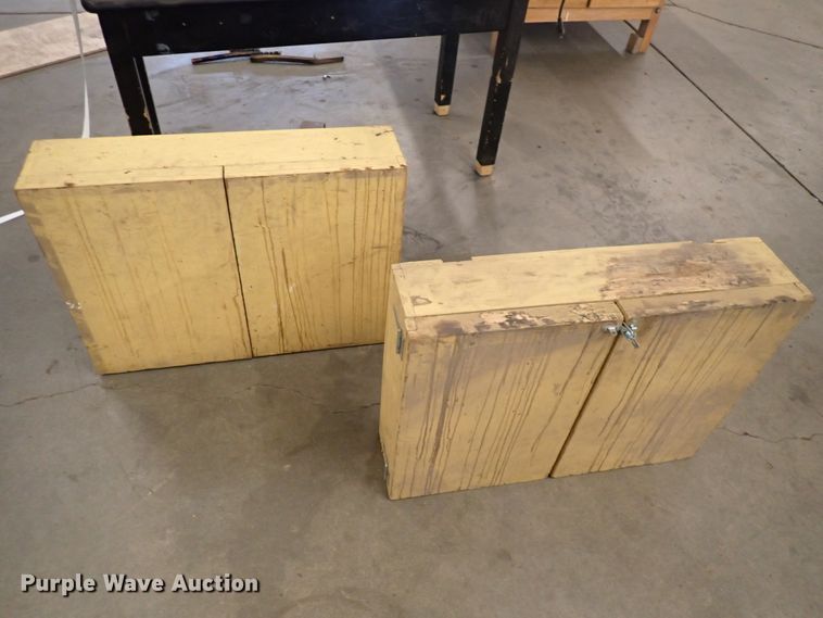 image for item HC9955 Table