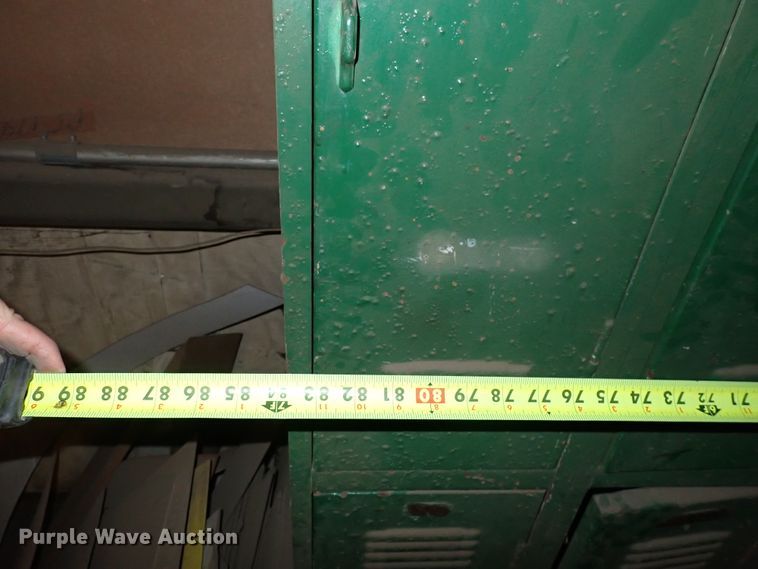 image for item HC9957 (3) lockers