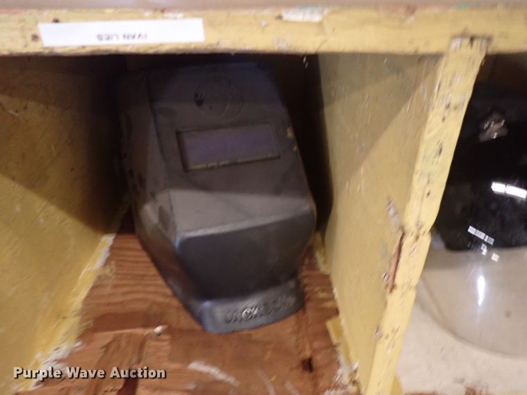 image for item HC9961 (33) welding helmets