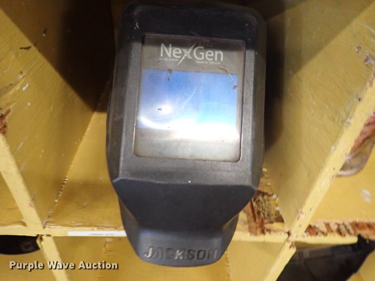 image for item HC9961 (33) welding helmets