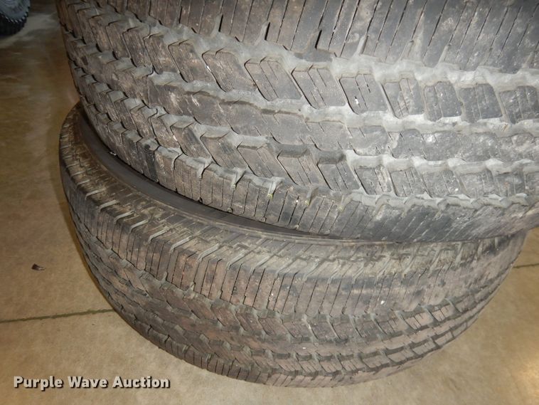 image for item HD9624 (4) Continental Contitrac 275/65R18 tires