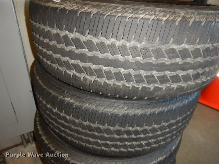 image for item HD9626 (4) Continental Contitrac 275/65R18 tires