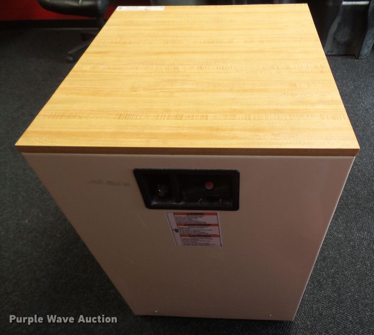 image for item HF9733 Whirlpool DP920PFGY2 dishwasher