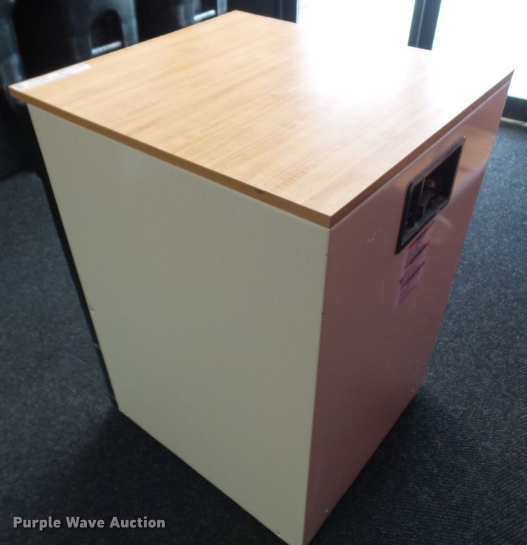 image for item HF9733 Whirlpool DP920PFGY2 dishwasher