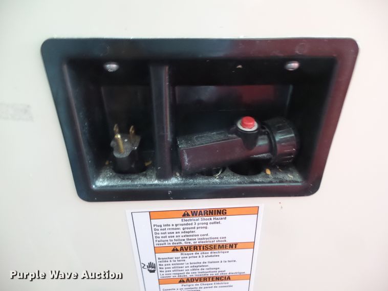 image for item HF9733 Whirlpool DP920PFGY2 dishwasher