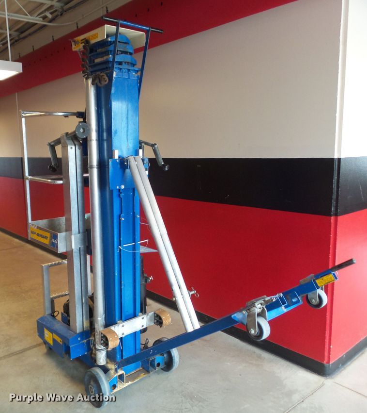 image for item HF9734 Up Right UL-31  vertical lift