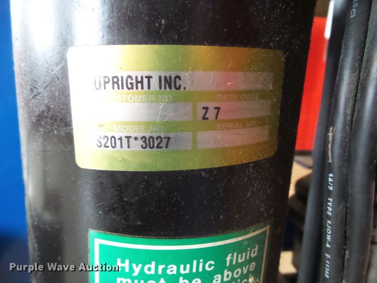 image for item HF9734 Up Right UL-31  vertical lift