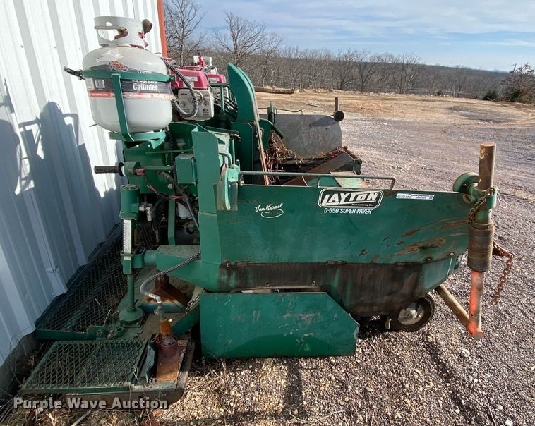 image for item HR9335 Layton DD550 paver