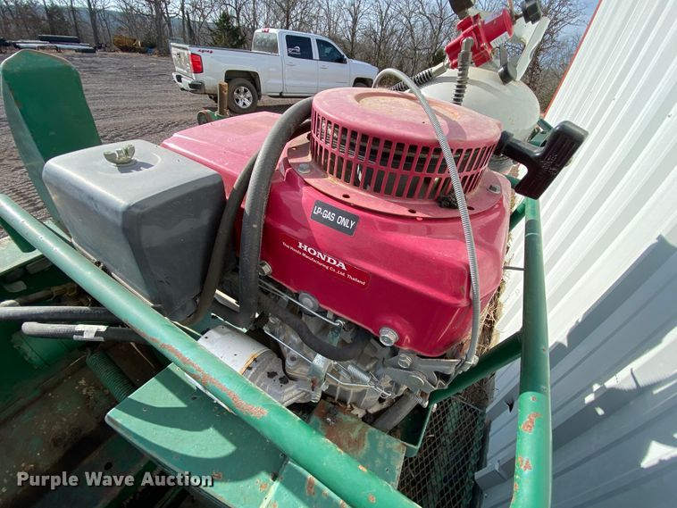 image for item HR9335 Layton DD550 paver