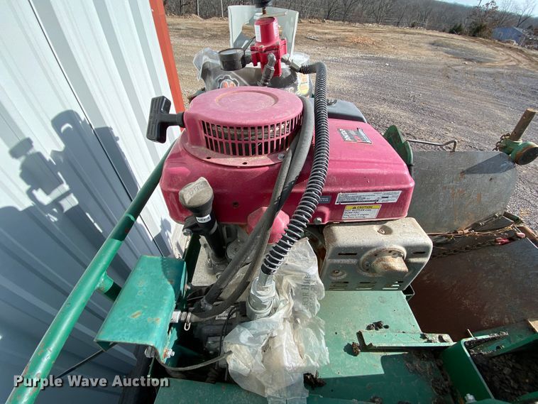 image for item HR9335 Layton DD550 paver