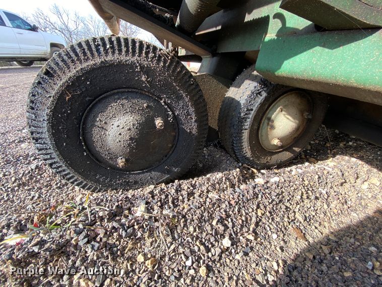 image for item HR9335 Layton DD550 paver