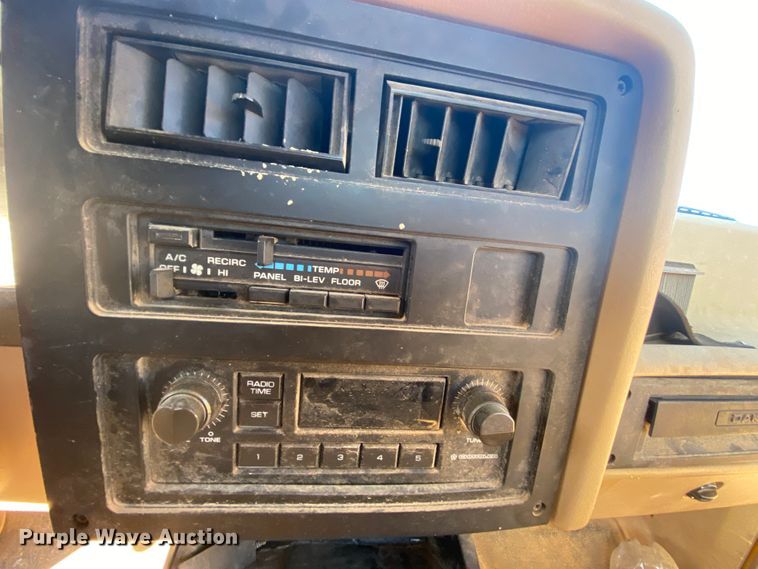 image for item HR9412 1988 Dodge Dakota  utility bed pickup truck