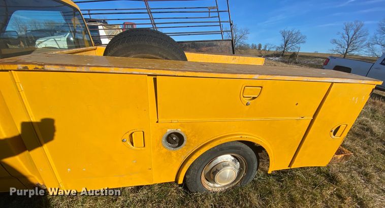 image for item HR9412 1988 Dodge Dakota  utility bed pickup truck