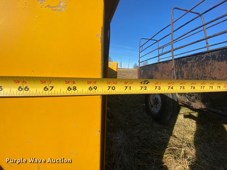 image for item HR9412 1988 Dodge Dakota  utility bed pickup truck