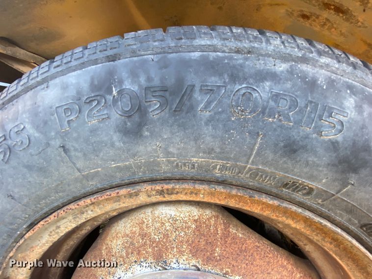 image for item HR9412 1988 Dodge Dakota  utility bed pickup truck