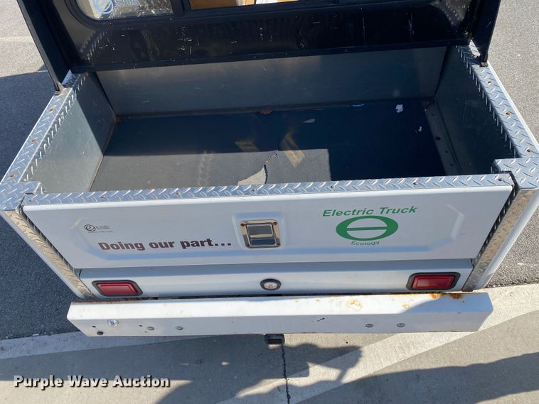 image for item HR9423 2008 E-Ride  utility vehicle