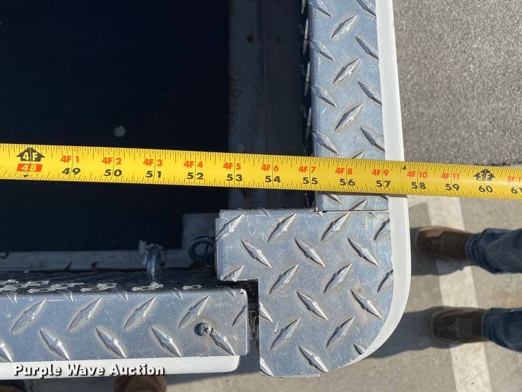 image for item HR9423 2008 E-Ride  utility vehicle