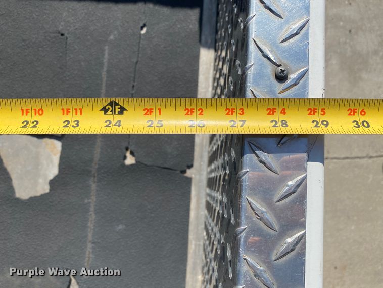 image for item HR9423 2008 E-Ride  utility vehicle