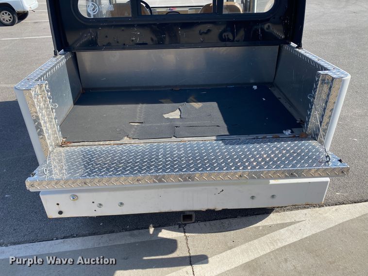 image for item HR9423 2008 E-Ride  utility vehicle