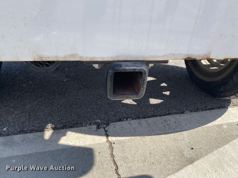 image for item HR9423 2008 E-Ride  utility vehicle