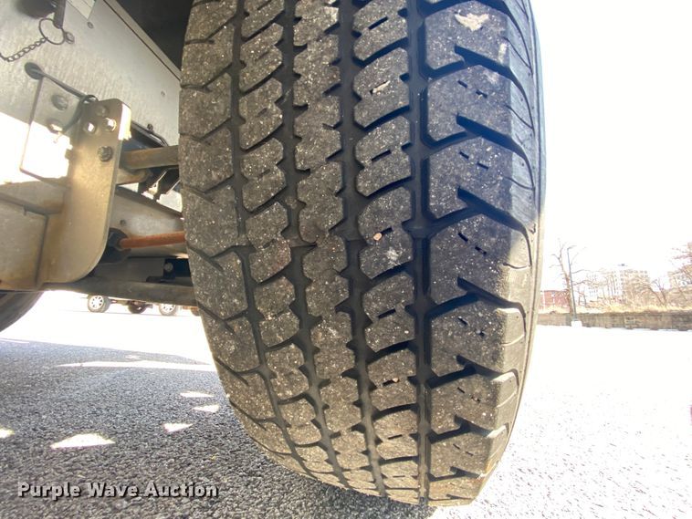 image for item HR9423 2008 E-Ride  utility vehicle