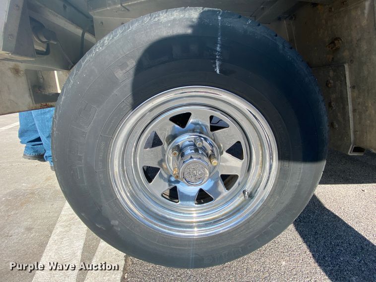 image for item HR9423 2008 E-Ride  utility vehicle