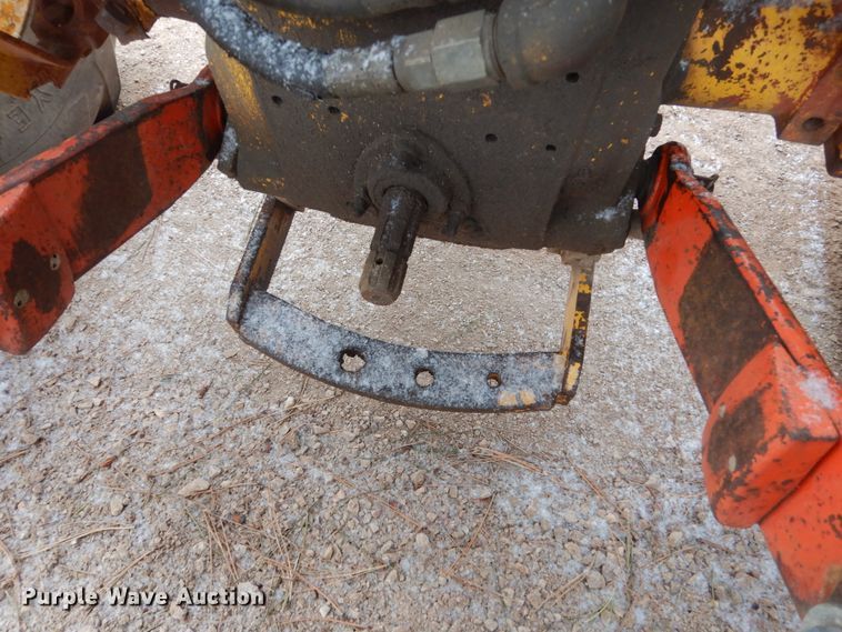 image for item HS9838 International 2444  tractor