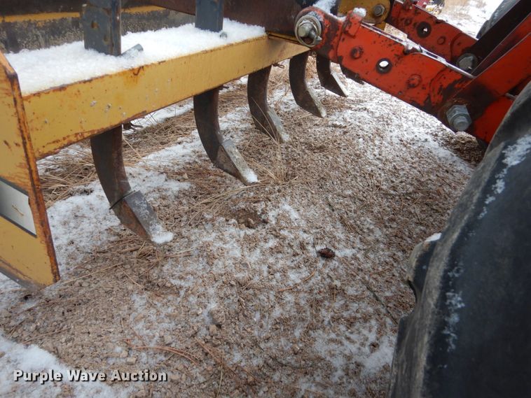 image for item HS9838 International 2444  tractor