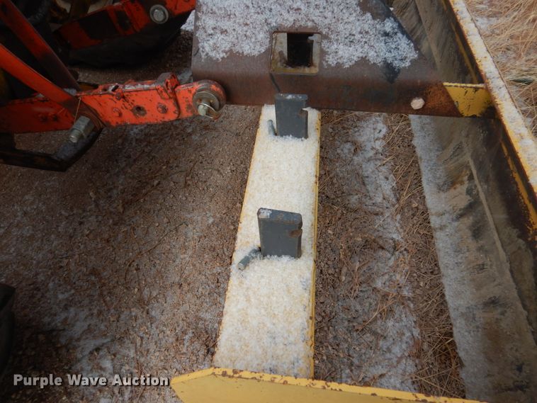 image for item HS9838 International 2444  tractor