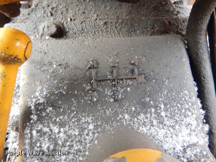 image for item HS9838 International 2444  tractor