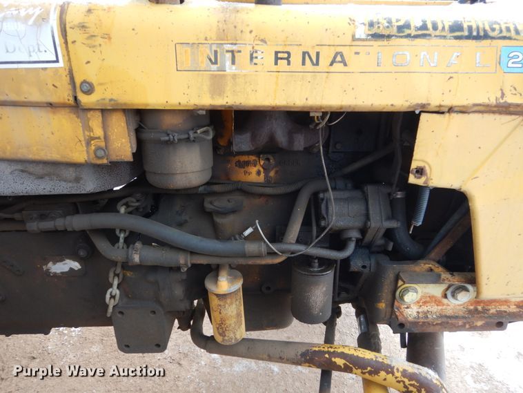 image for item HS9838 International 2444  tractor