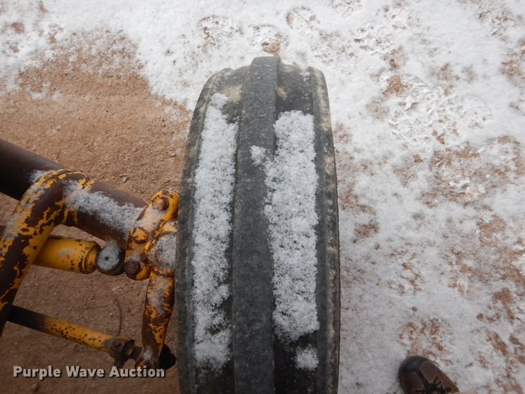 image for item HS9838 International 2444  tractor