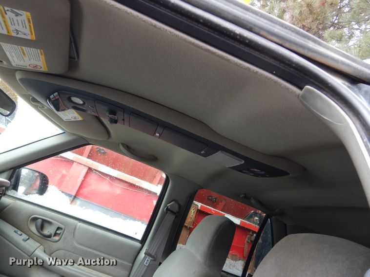 image for item HS9839 2002 Chevrolet Blazer  SUV