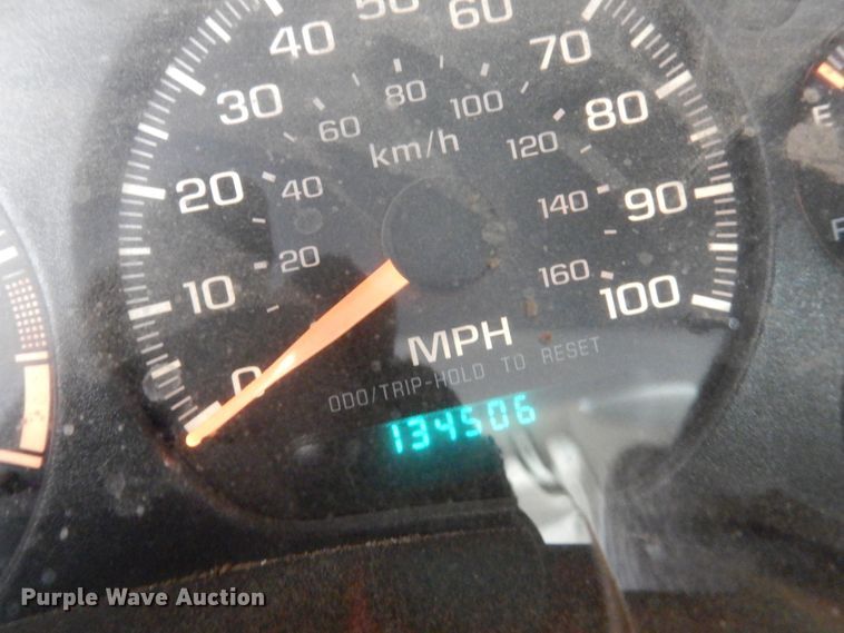 image for item HS9839 2002 Chevrolet Blazer  SUV