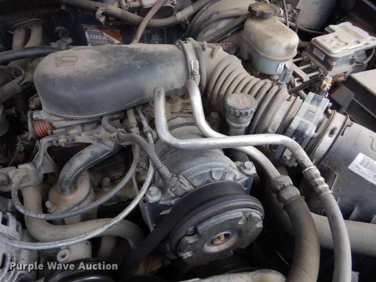 image for item HS9839 2002 Chevrolet Blazer  SUV