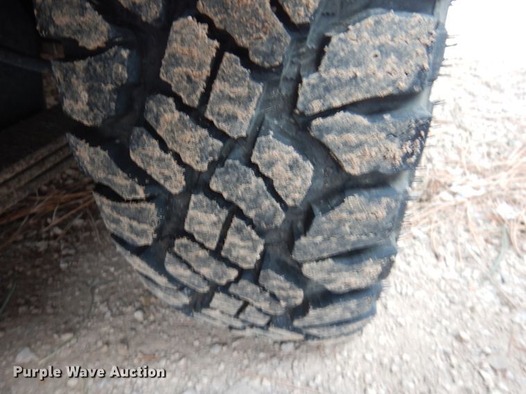 image for item HS9839 2002 Chevrolet Blazer  SUV