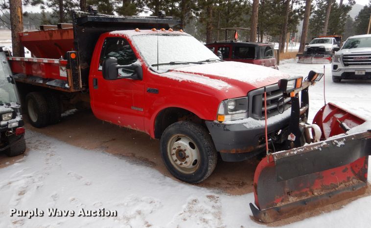 image for item HS9840 2003 Ford F550 Super Duty  dump truck