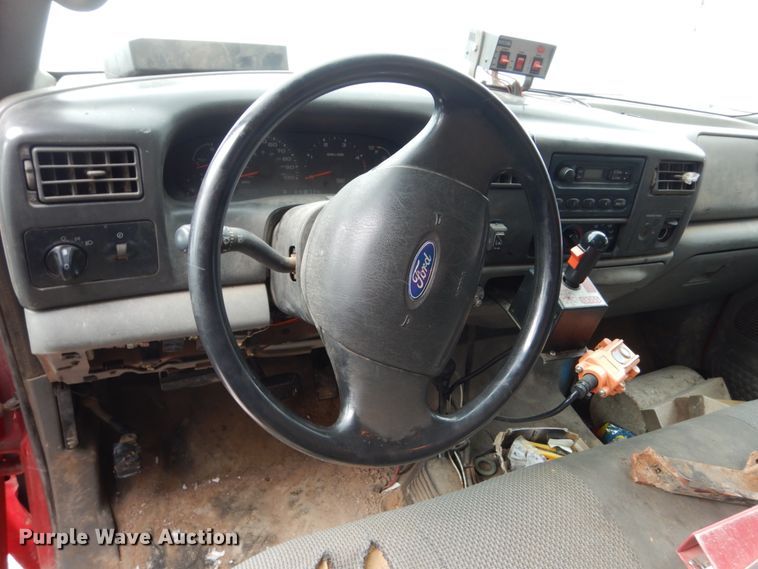 image for item HS9840 2003 Ford F550 Super Duty  dump truck