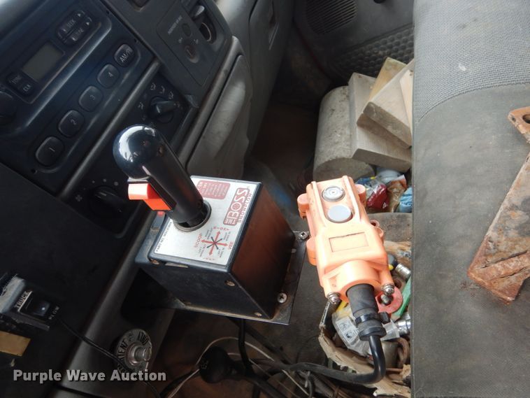 image for item HS9840 2003 Ford F550 Super Duty  dump truck