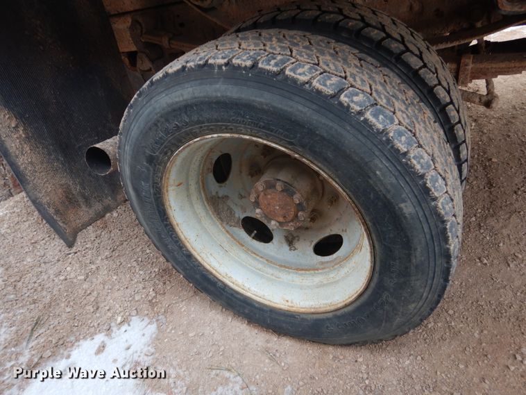 image for item HS9840 2003 Ford F550 Super Duty  dump truck