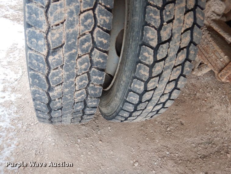 image for item HS9840 2003 Ford F550 Super Duty  dump truck