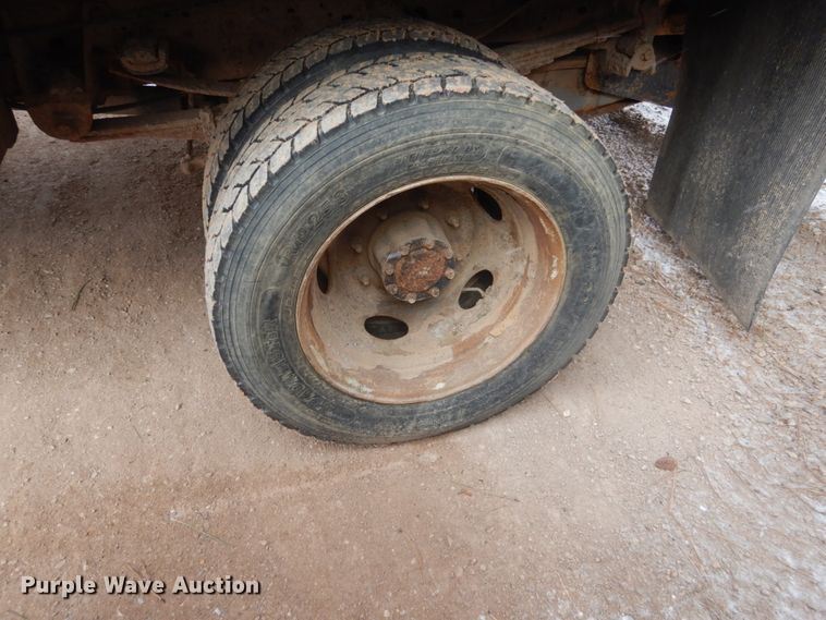 image for item HS9840 2003 Ford F550 Super Duty  dump truck