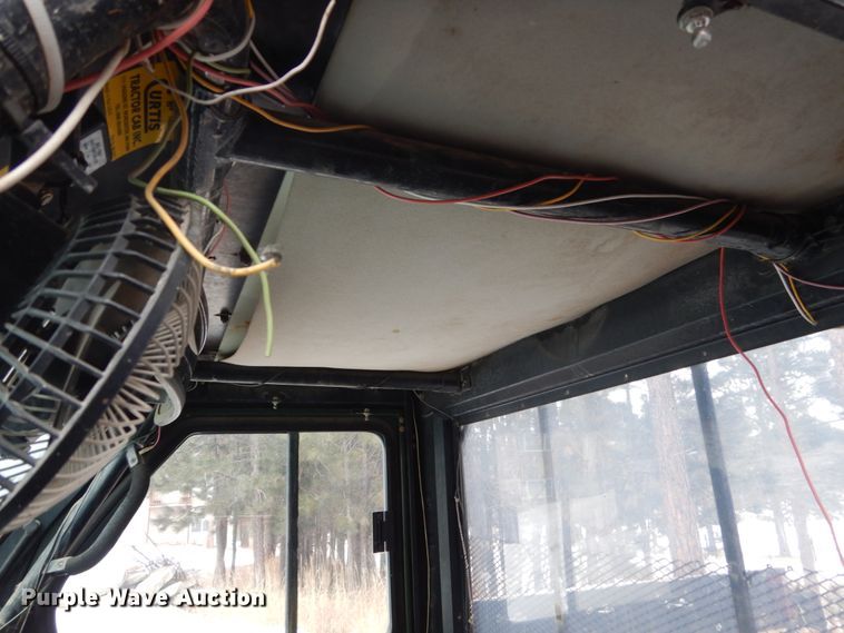 image for item HS9841 2004 Kawasaki Mule 3010  utility vehicle