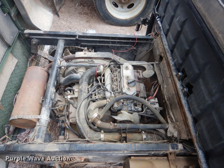 image for item HS9841 2004 Kawasaki Mule 3010  utility vehicle