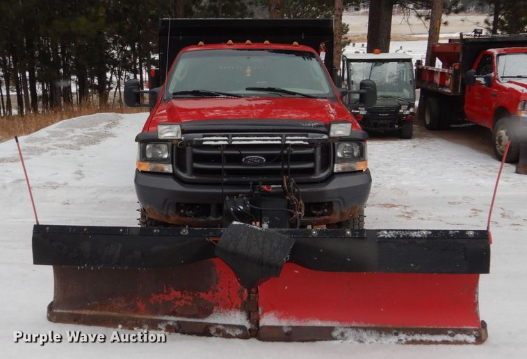 image for item HS9842 2004 Ford F550 Super Duty  dump truck