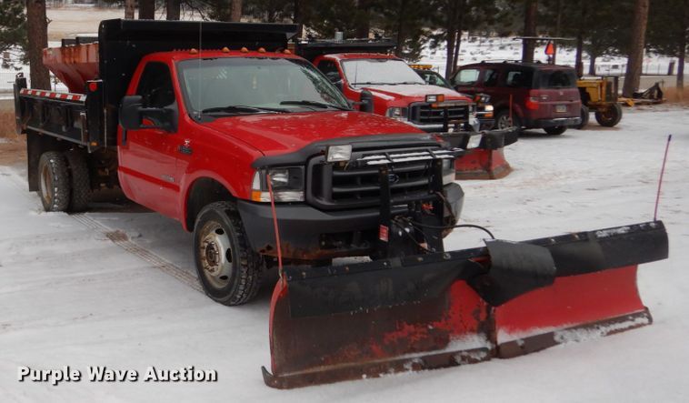 image for item HS9842 2004 Ford F550 Super Duty  dump truck
